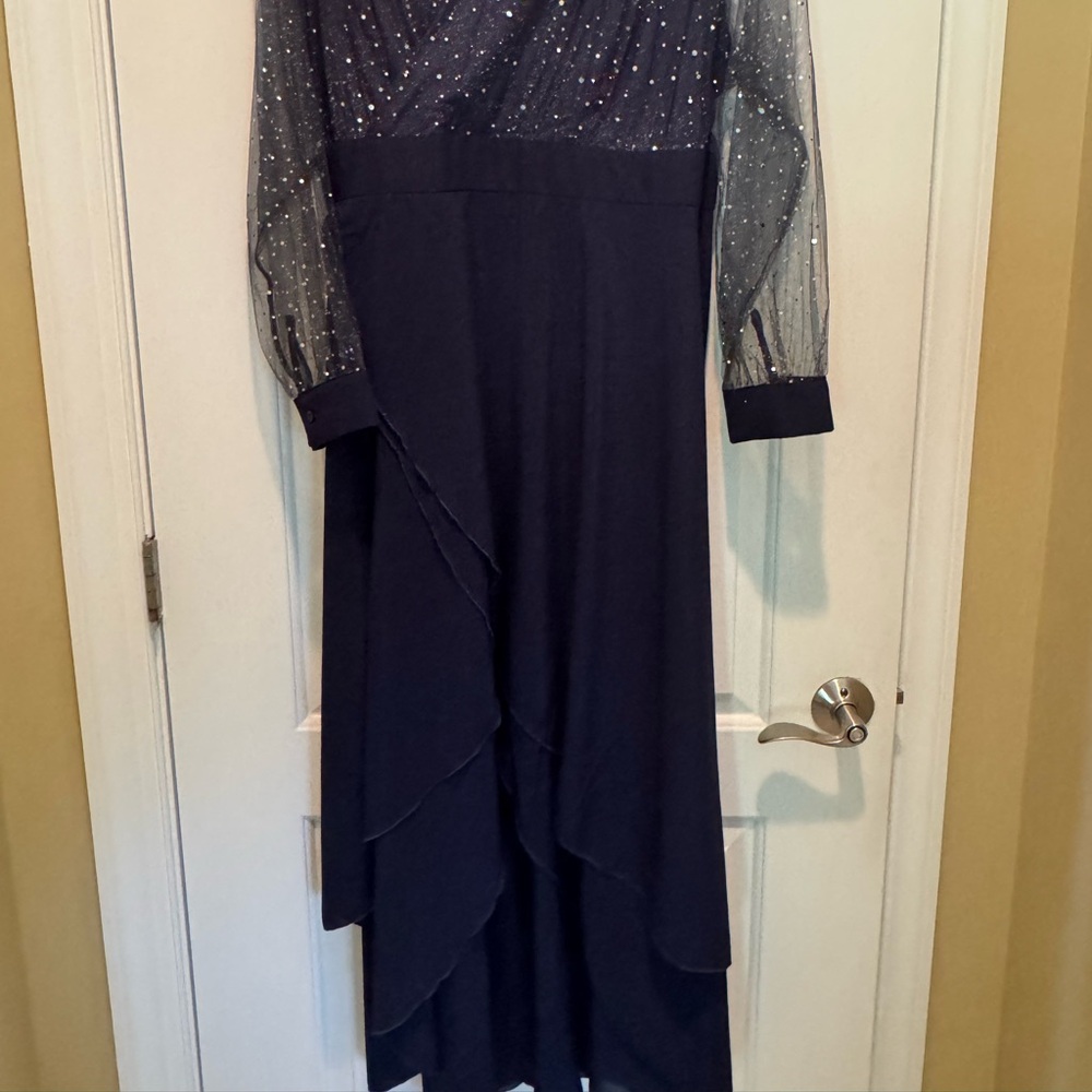 Elegant Navy Blue Dress - Picture 1 of 5